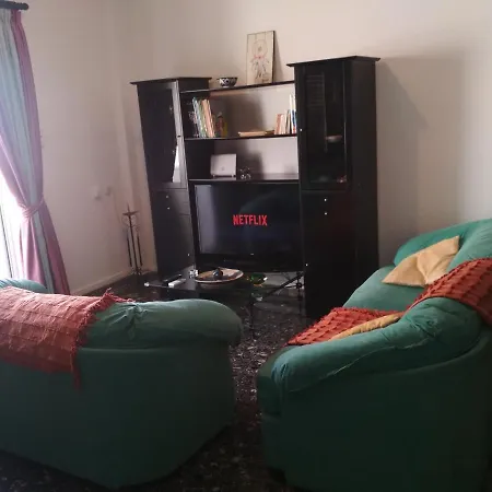 Rethnet Spacious 公寓 罗希姆诺